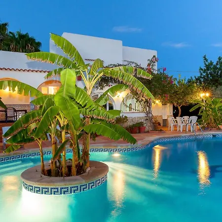 Ramos Villa *
